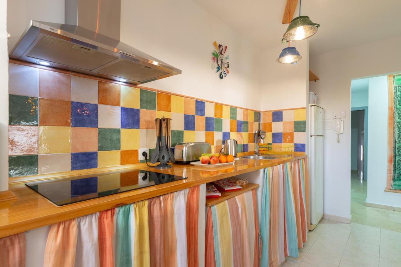 Luminoso Apartamento De Dos Habitaciones Con Terraza Y Parking En El Centro Málaga Extérieur photo